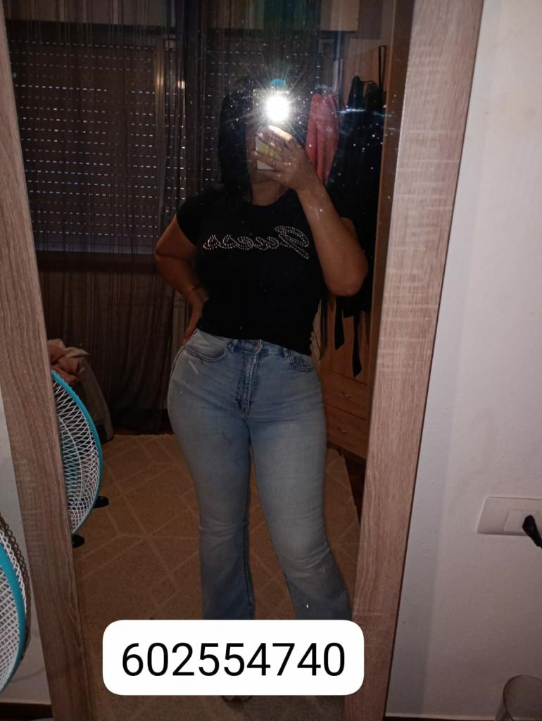 602554740: Chica busca chico en León