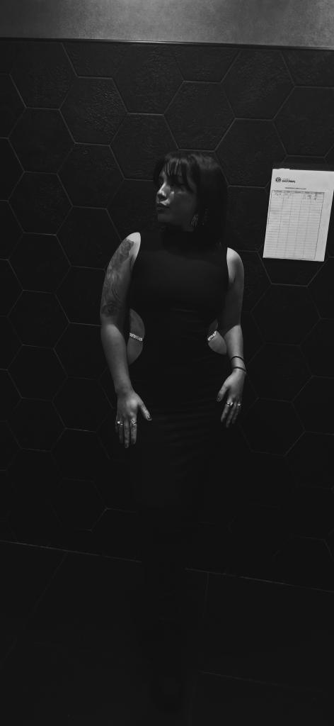 Chica busca chico en Alicante: 