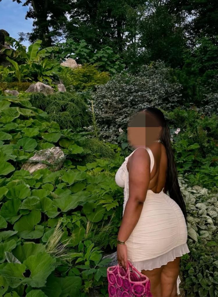 Chica busca chico en Mallorca: 