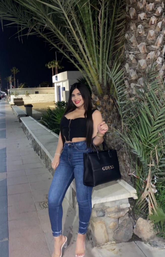 673156619: Chica busca chico en Tenerife