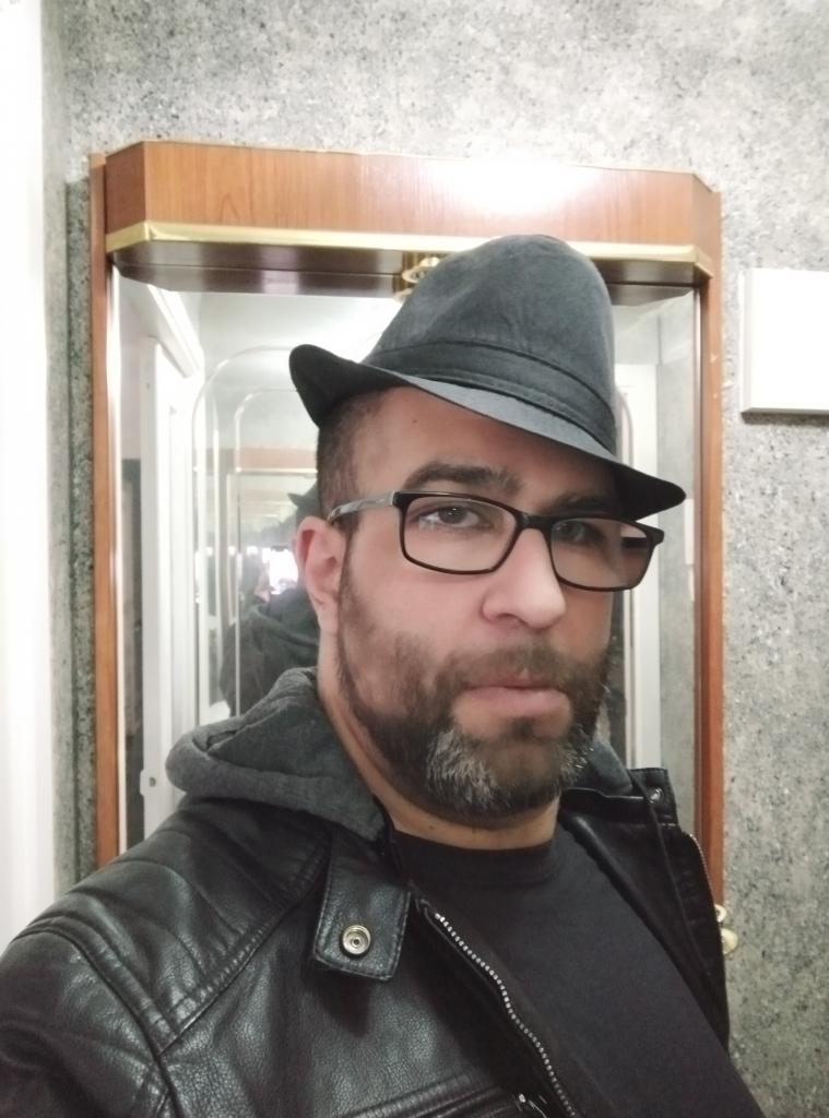 Chico busca chica en Madrid: 