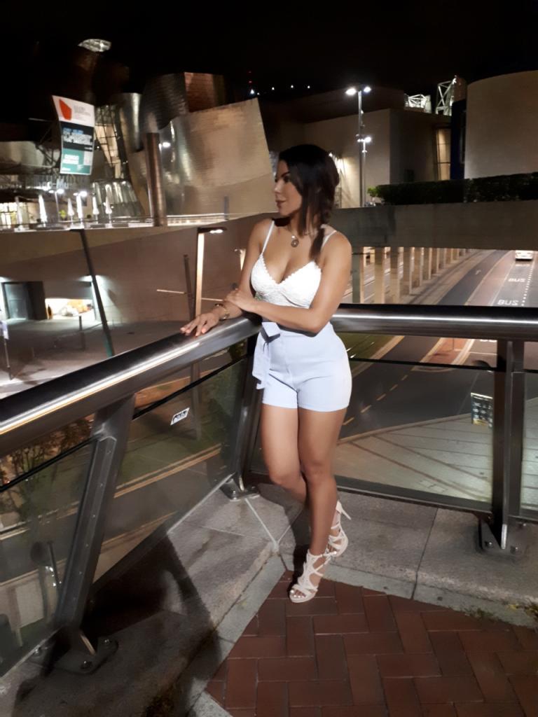 632169770: Chica busca chico en Valladolid