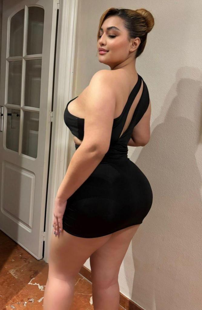 613696413: Chica busca chico en Málaga