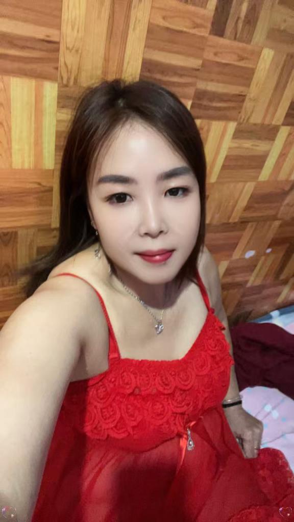 Chica busca chico en Gerona: 