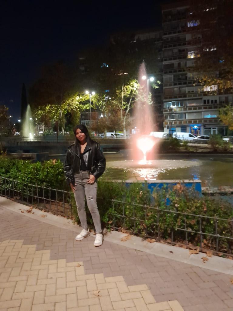 Chica busca chico en Madrid: 