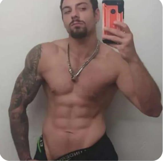 Chico busca chica en Tarragona: 