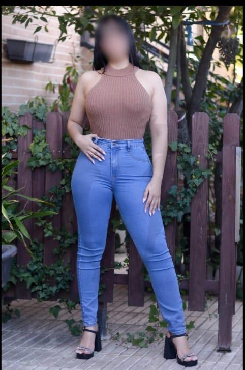 Chica busca chico en Granada: 