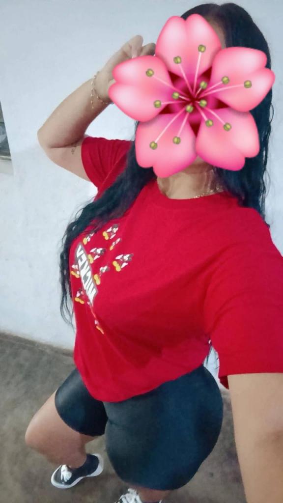 Chica busca chico en Cádiz: 