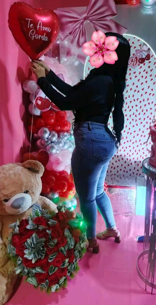 Chica busca chico en Cádiz: 