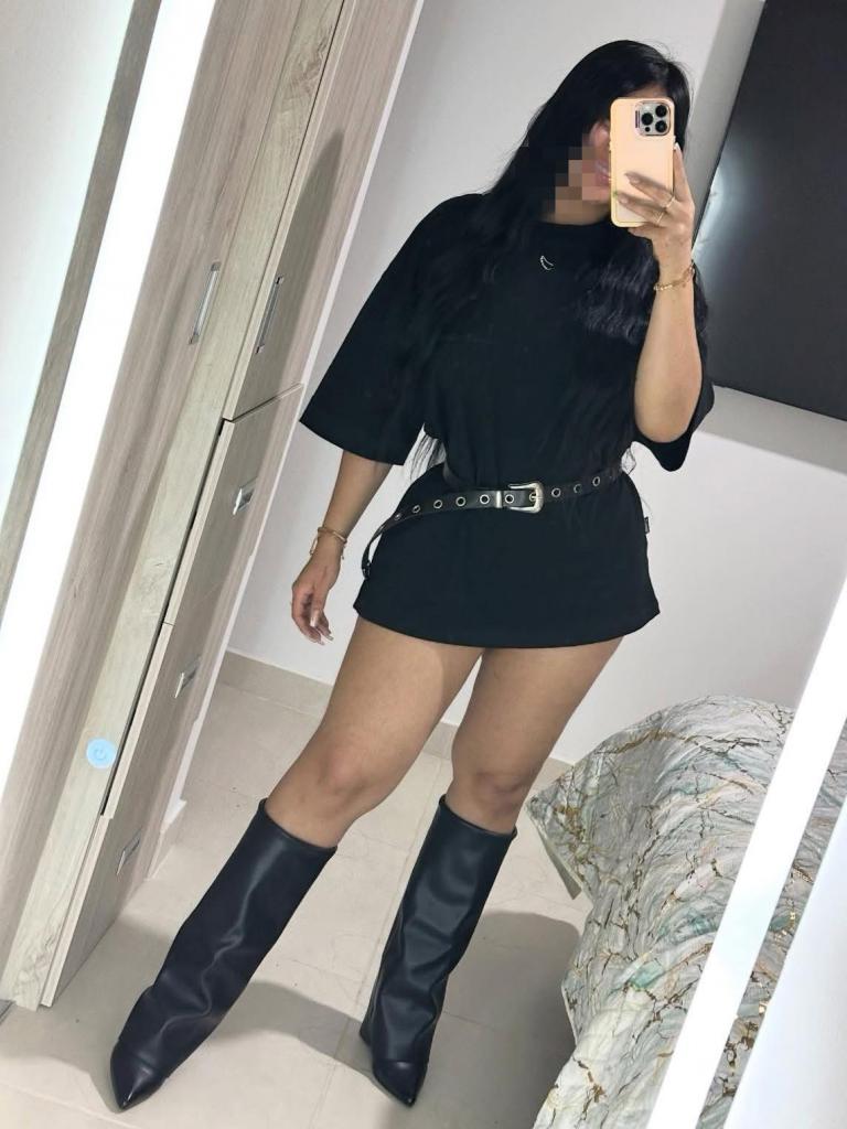 Chica busca chico en Granada: 