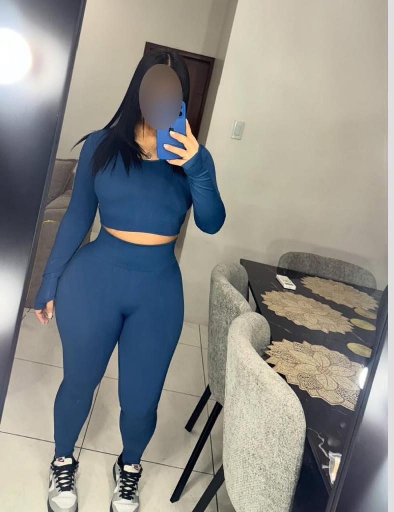 Chica busca chico en Tenerife: 