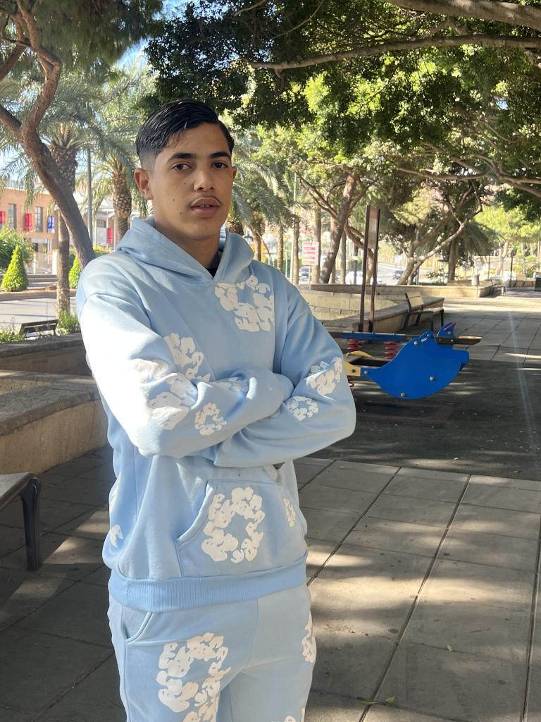 Chico busca chica en Almería: 