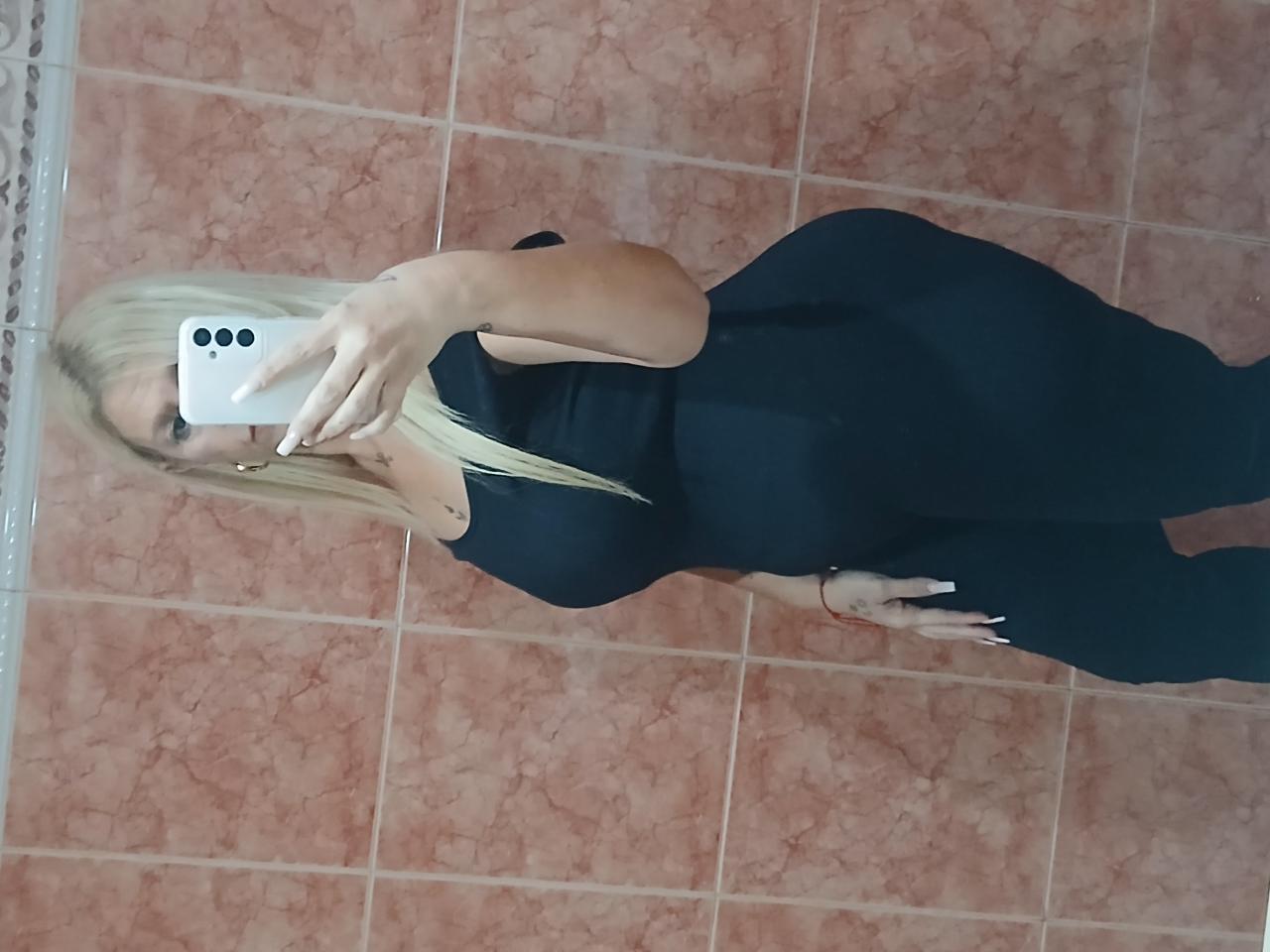 Chica busca chico en Cádiz: 