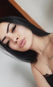 612405898: Chica busca chico en Madrid