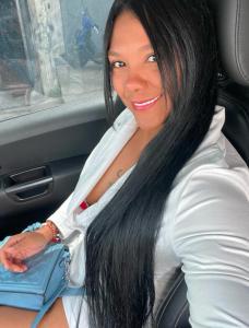 641772203: Chica busca chico en Gerona