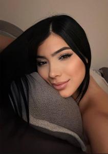 631992358: Chica busca chico en Orense