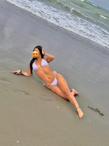 613168092: Chica busca chico en Alicante