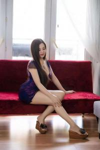 655986908: Chica busca chico en Barcelona