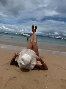 605435340: Chica busca chico en Segovia