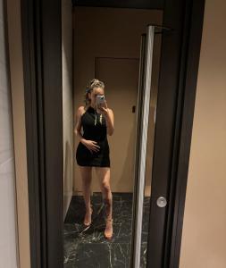 613801632: Chica busca chico en Barcelona