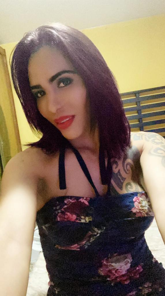 654807384: Transexual en La Coruña