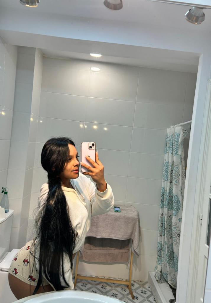 Chica busca chico en Sevilla: 