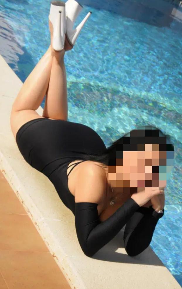 Chica busca chico en Cádiz: 