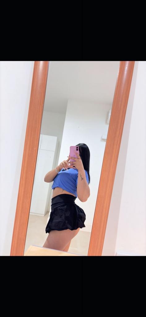 Chica busca chico en Sevilla: Chica busca chico