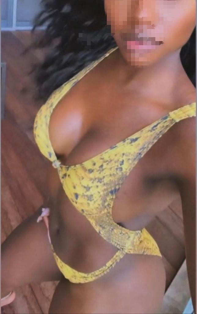 Chica busca chico en Cáceres: Chica busca chico