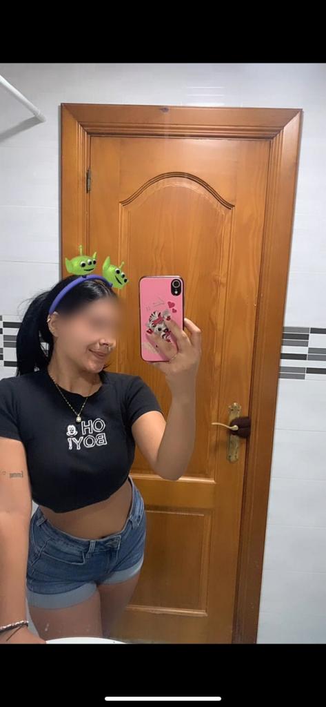 Chica busca chico en Granada: 