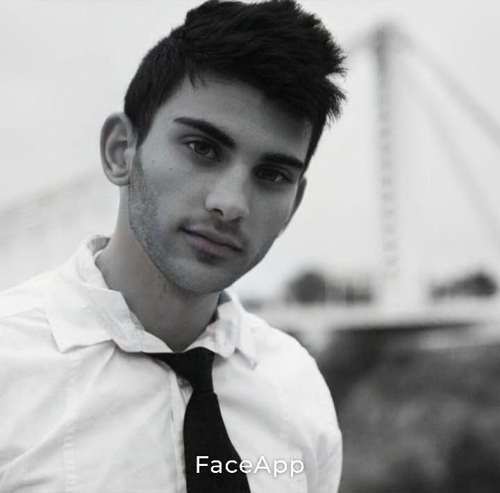 Chico busca chica en Mallorca: 