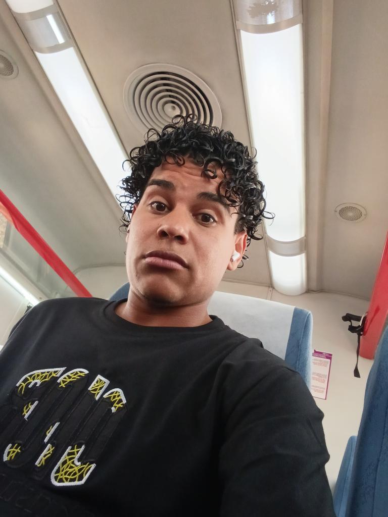 Chico busca chica en Alicante: 