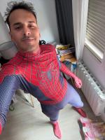 674067103: Chico busca chica en Madrid