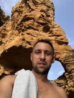 675394417: Chico busca chica en Valencia