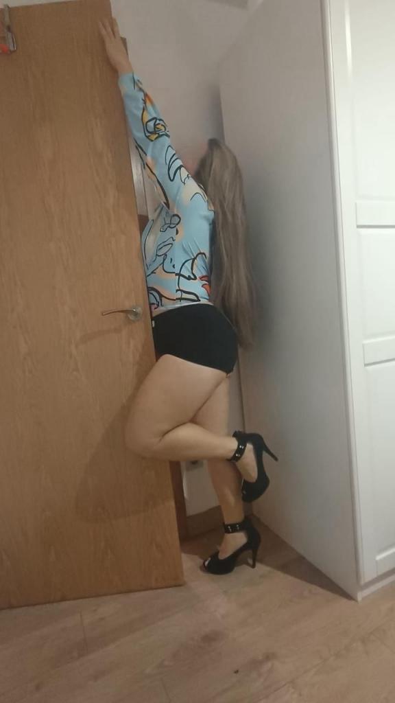 Chica busca chico en Asturias: 