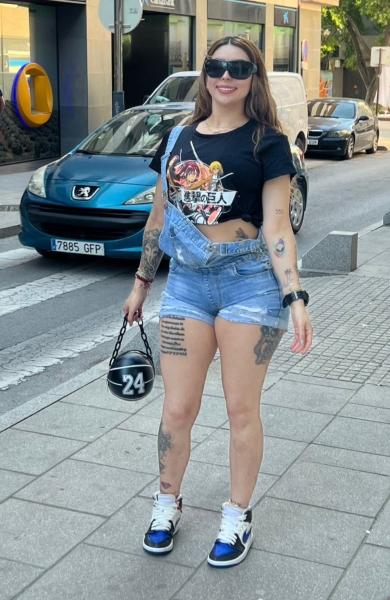 Chica busca chico en Granada: 