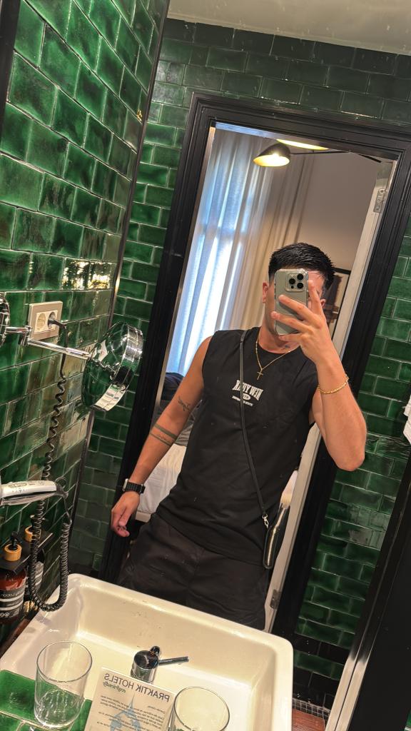 678708777: Chico busca chica en Alicante