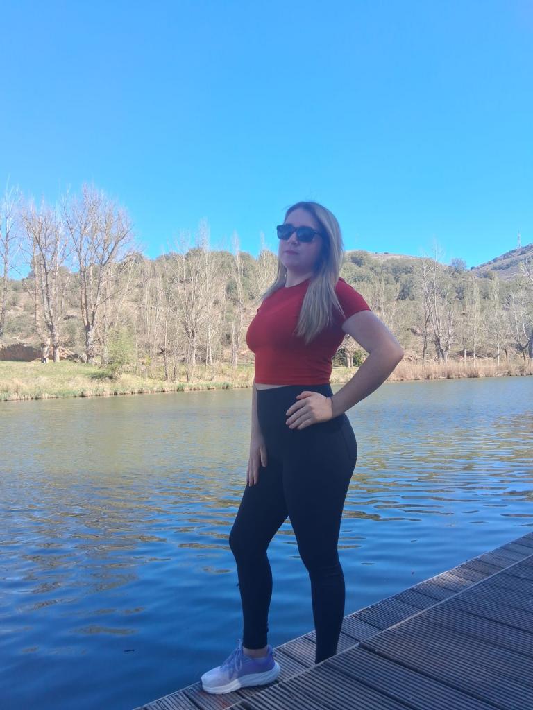 632989141: Chica busca chico en Palencia