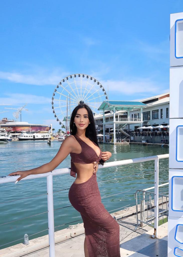 Chica busca chico en Barcelona: 