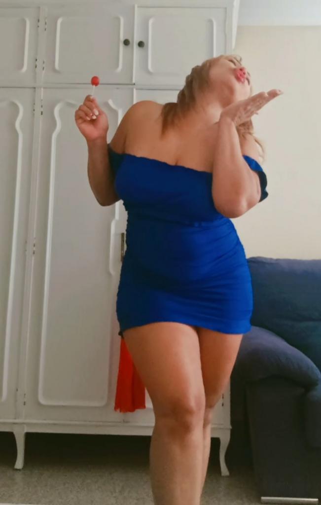 Chica busca chico en Huelva: 