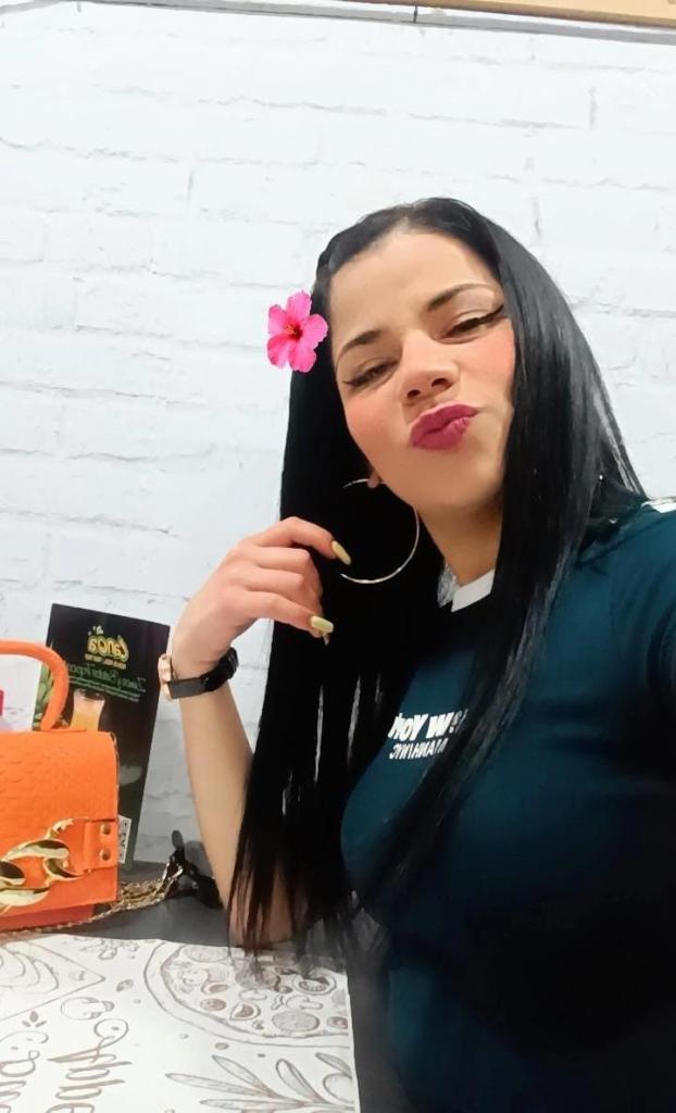 627155298: Chica busca chico en Las Palmas