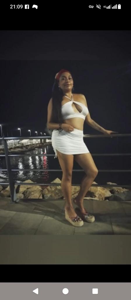 Chica busca chico en Murcia: 