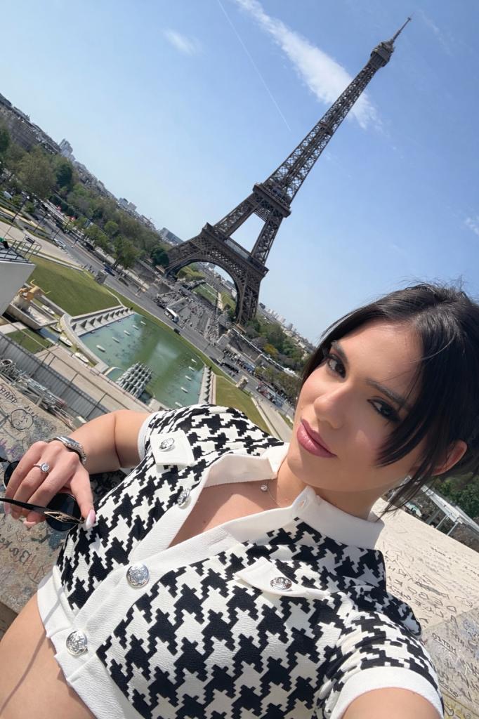 620470454: Chica busca chico en Madrid