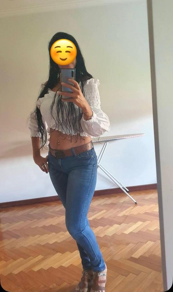 Chica busca chico en Sevilla: Chica busca chico