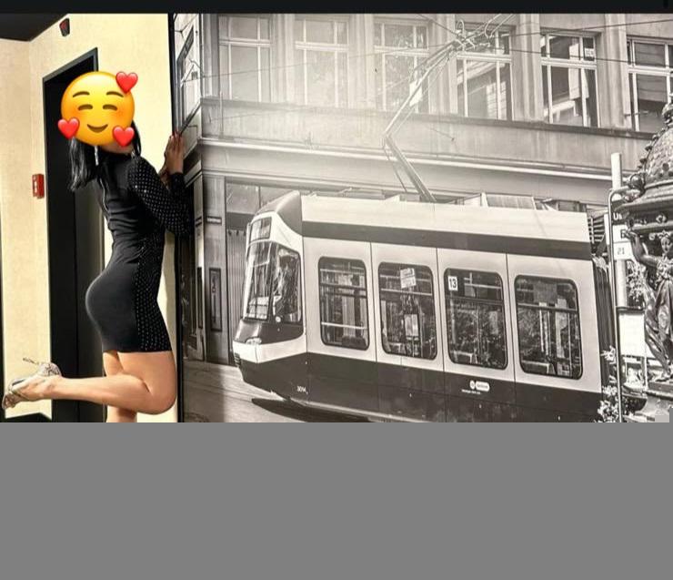722443218: Chica busca chico en Sevilla
