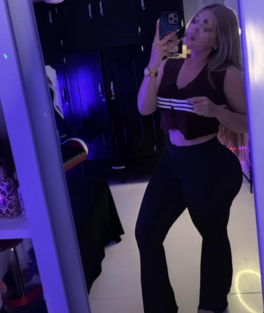 675038269: Chica busca chico en Pontevedra