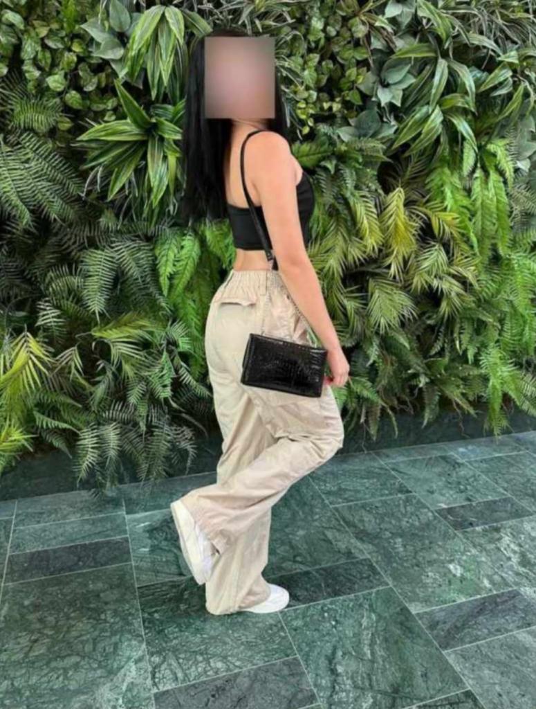 Chica busca chico en Sevilla: 
