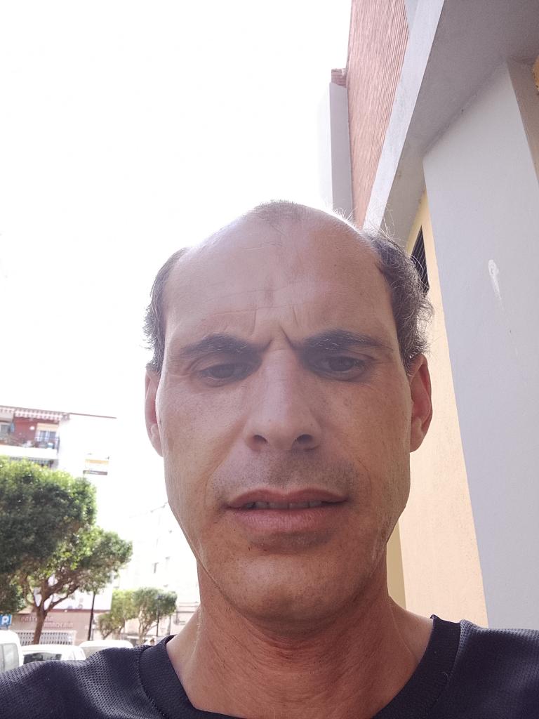 Chico busca chica en Málaga: 