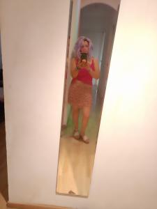 610739471: Chica busca chico en Barcelona