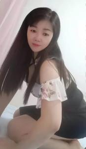 625251897: Chica busca chico en Barcelona